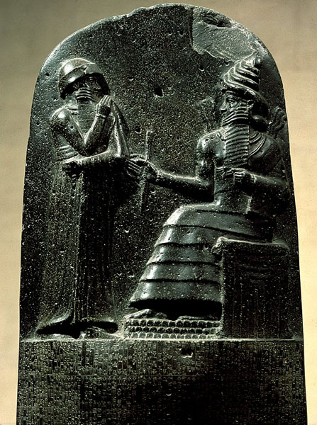 Frontispice de la st&egrave;le d'Hammourabi (Mus&eacute;e du Louvre)